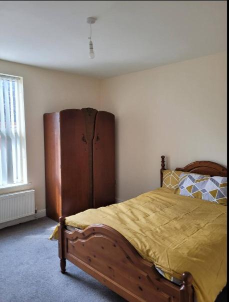 Double Bedroom Near Qmc Homestay *