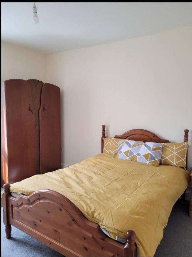 Double Bedroom Near Qmc Проживание в семье *